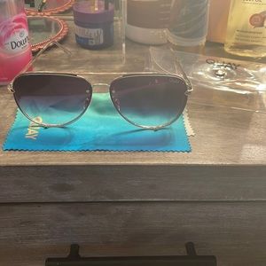 Quay sunglasses